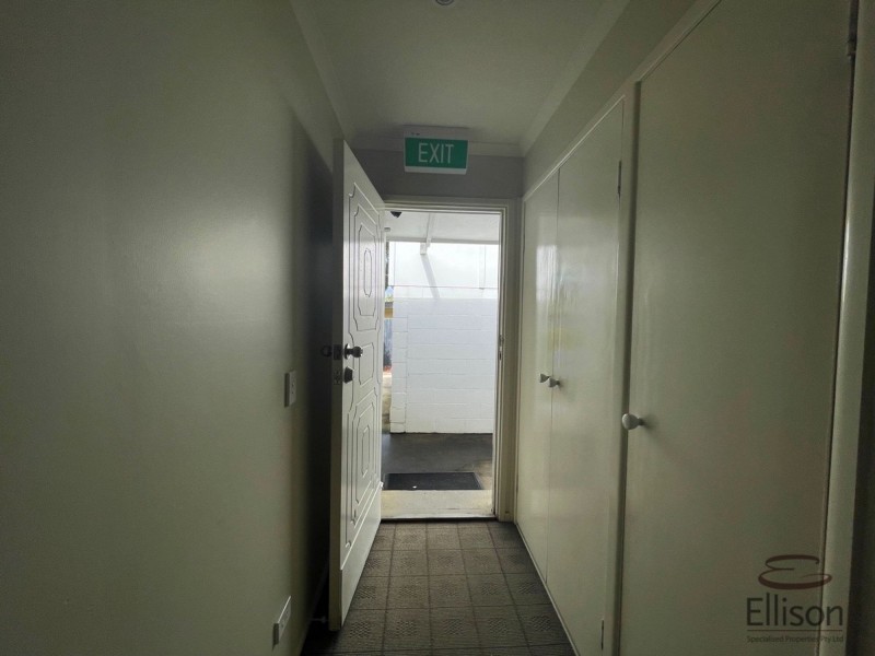 37 Vanessa Boulevard, Springwood QLD 4127