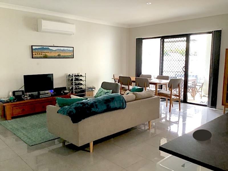 2 Doherty Place, Wakerley QLD 4154