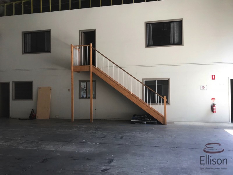 5&6/5 Commerce Circuit, Yatala QLD 4207