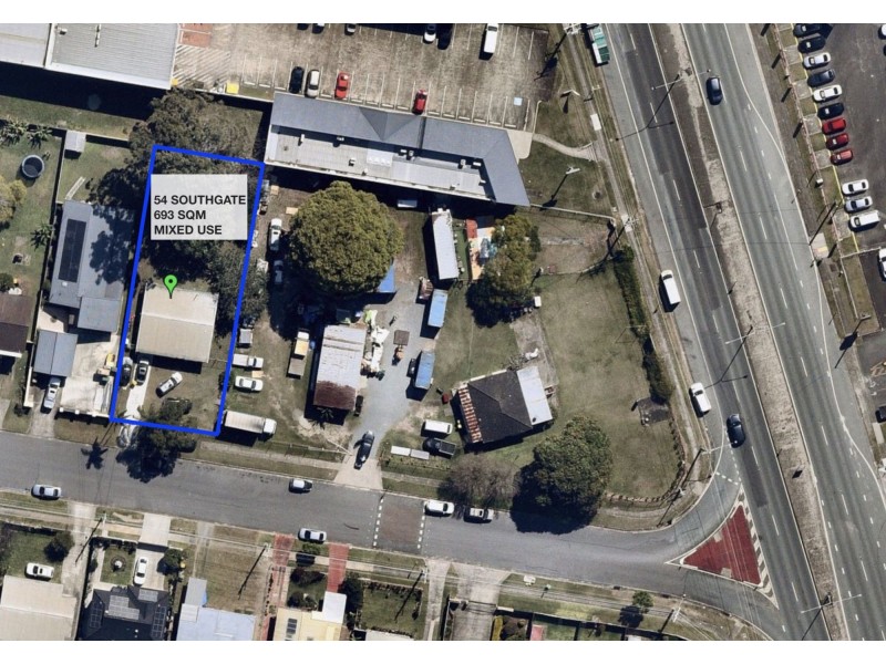 CNR 61 KINGSTON ROAD & 54 SOUTHGATE DRIVE, Woodridge QLD 4114