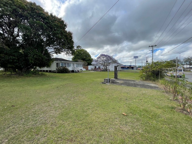 CNR 61 KINGSTON ROAD & 54 SOUTHGATE DRIVE, Woodridge QLD 4114