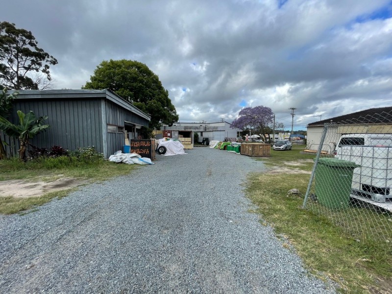 CNR 61 KINGSTON ROAD & 54 SOUTHGATE DRIVE, Woodridge QLD 4114