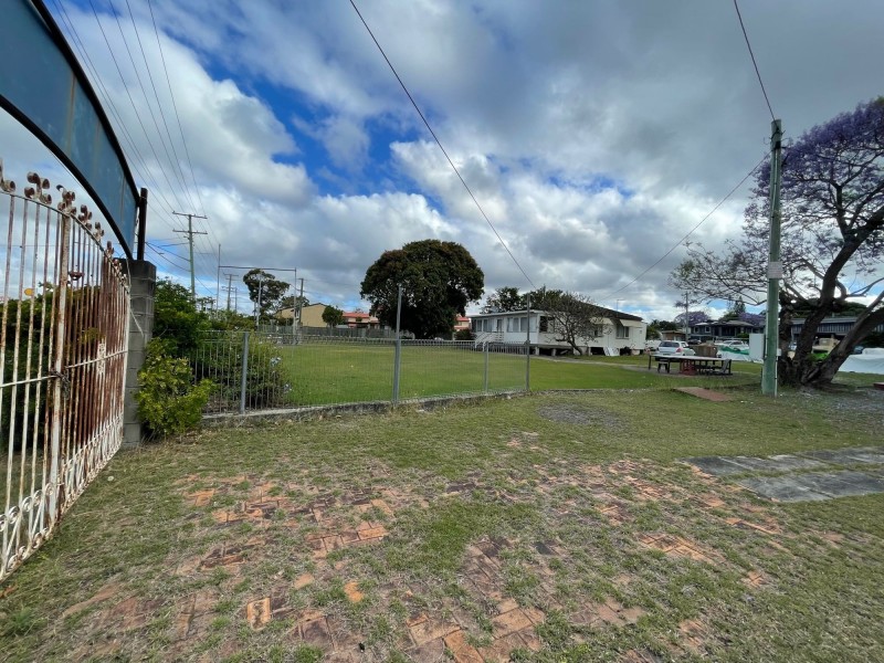 CNR 61 KINGSTON ROAD & 54 SOUTHGATE DRIVE, Woodridge QLD 4114