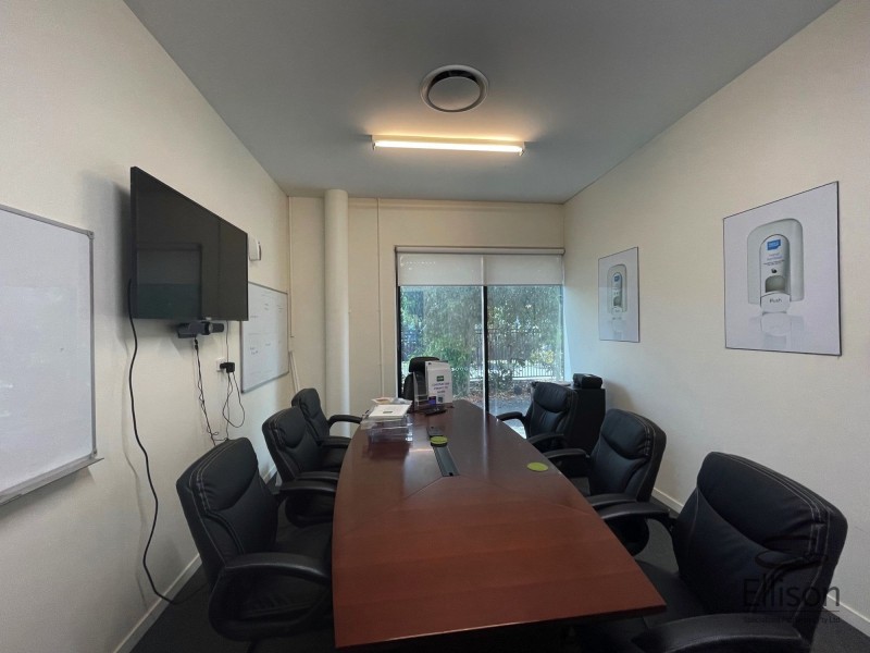 1/70-74 Meakin Road, Meadowbrook QLD 4131