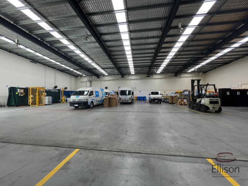 1/70-74 Meakin Road, Meadowbrook QLD 4131