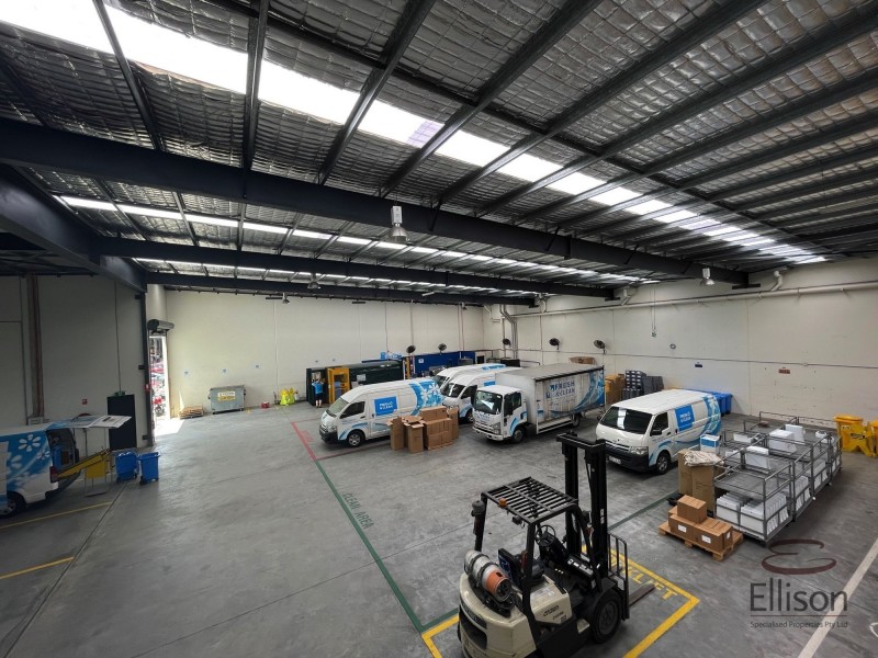 1/70-74 Meakin Road, Meadowbrook QLD 4131