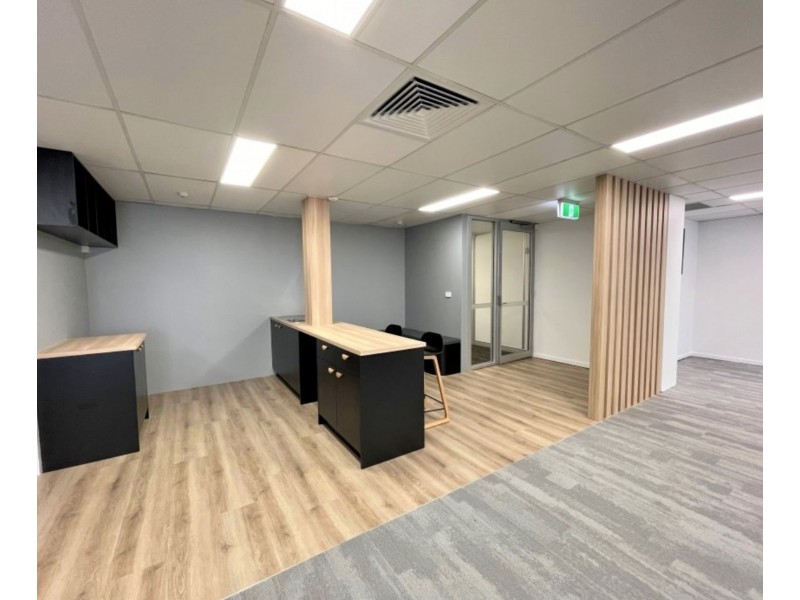 Suite 31, level 3/3-15 Dennis Road, Springwood QLD 4127