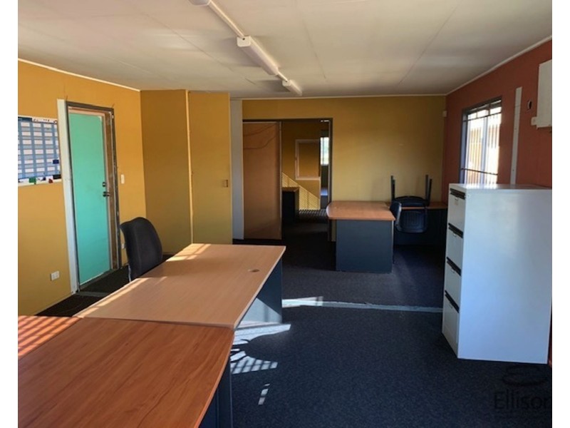 4136-4138 Pacific Highway, Loganholme QLD 4129