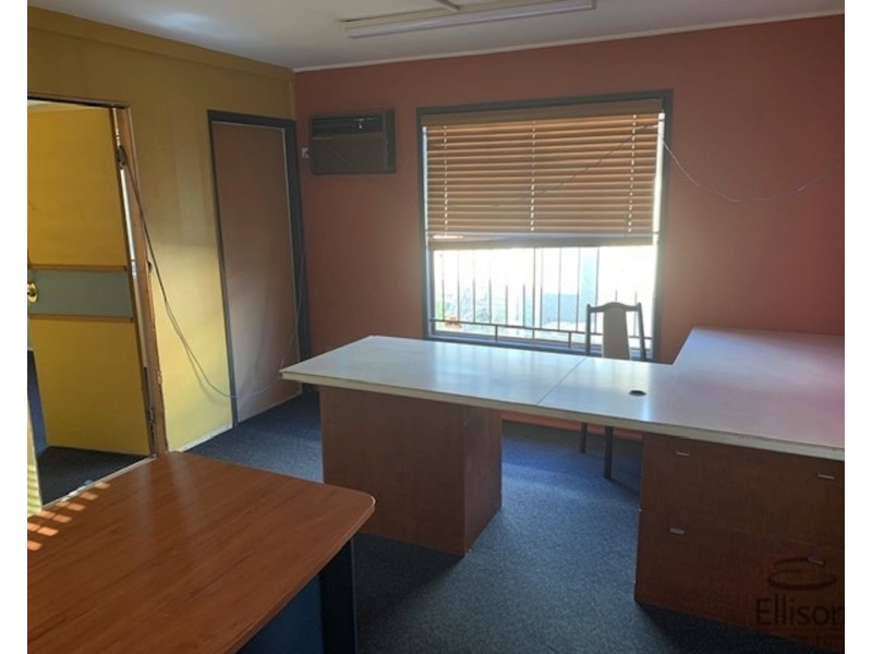 4136-4138 Pacific Highway, Loganholme QLD 4129