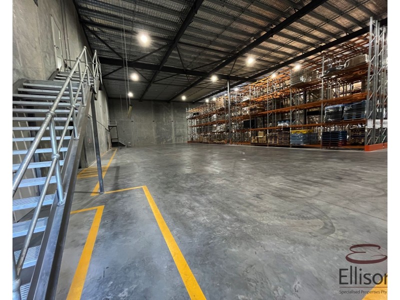 4&5/63 Meakin Road, Meadowbrook QLD 4131