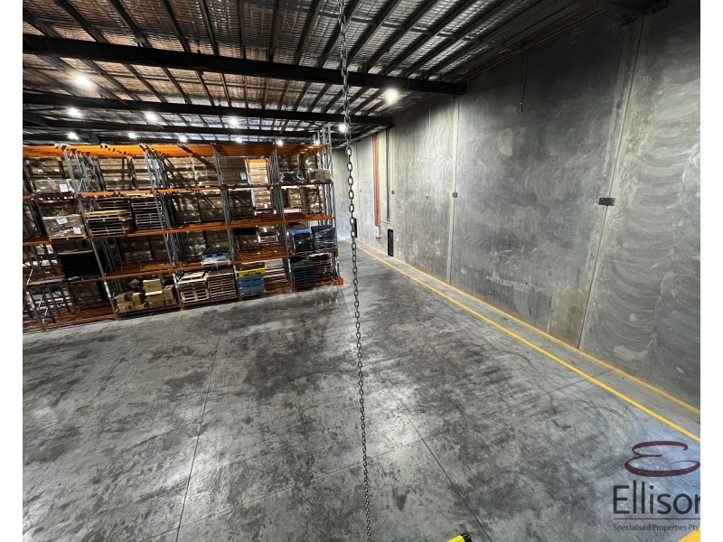 4&5/63 Meakin Road, Meadowbrook QLD 4131