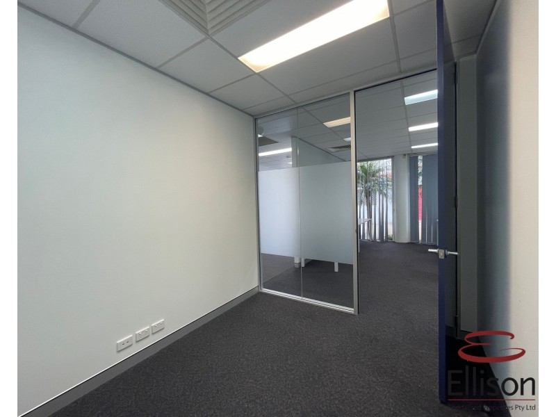UNIT 14B/C 10 Old Chatswood Road, Daisy Hill QLD 4127