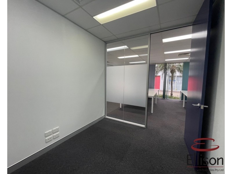 UNIT 14B/C 10 Old Chatswood Road, Daisy Hill QLD 4127