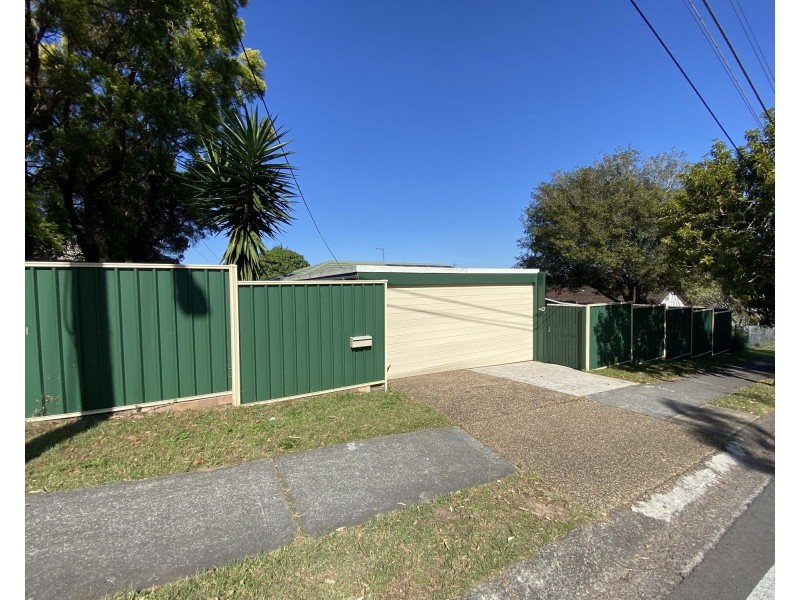 152 Barbaralla Drive, Springwood QLD 4127