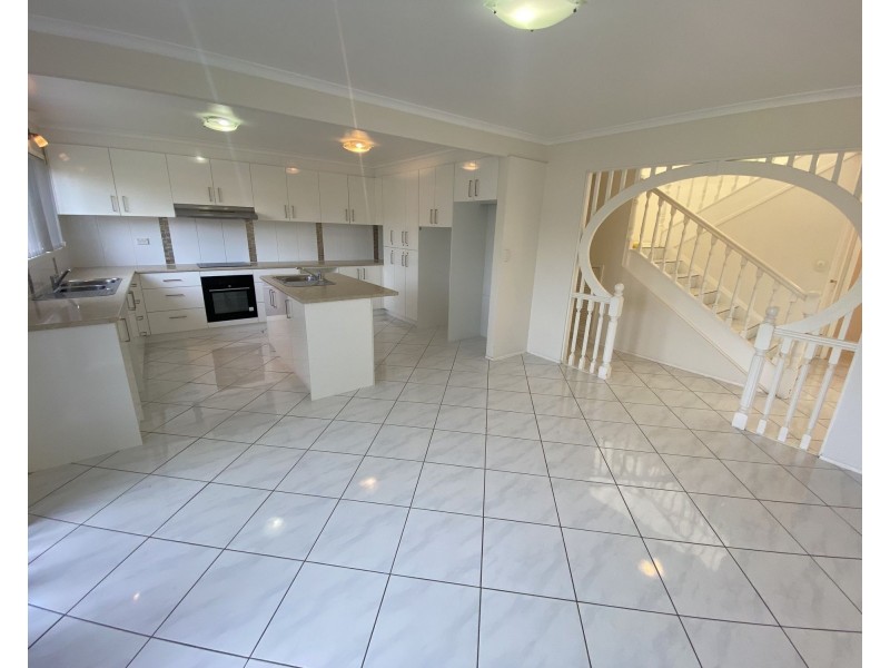 91 Winnetts Road, Daisy Hill QLD 4127