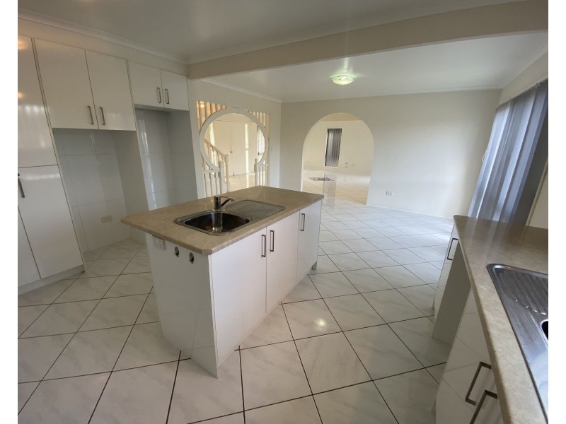 91 Winnetts Road, Daisy Hill QLD 4127