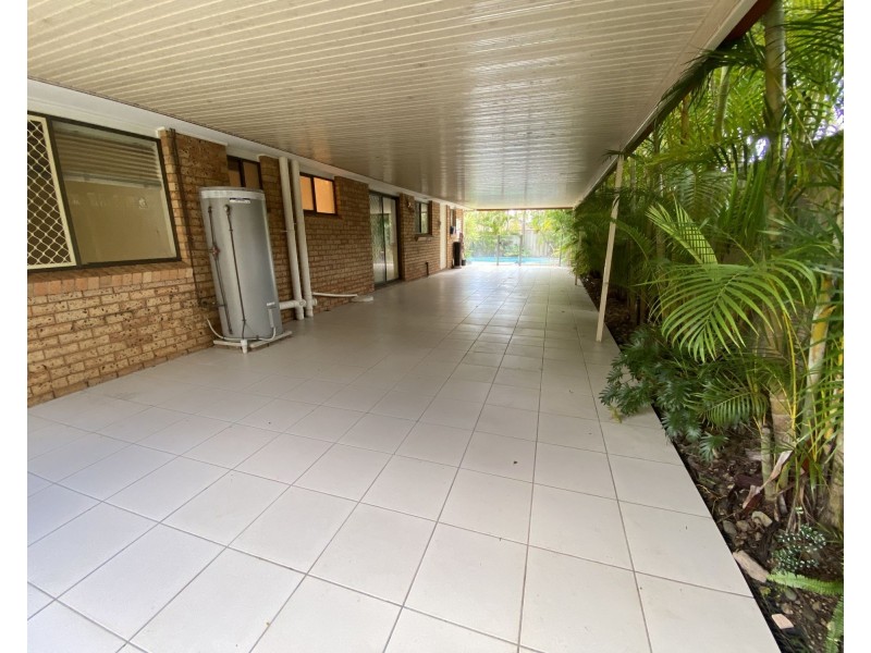 27 Springfield Crescent, Daisy Hill QLD 4127