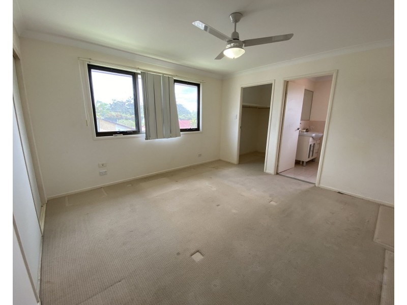 27 Springfield Crescent, Daisy Hill QLD 4127