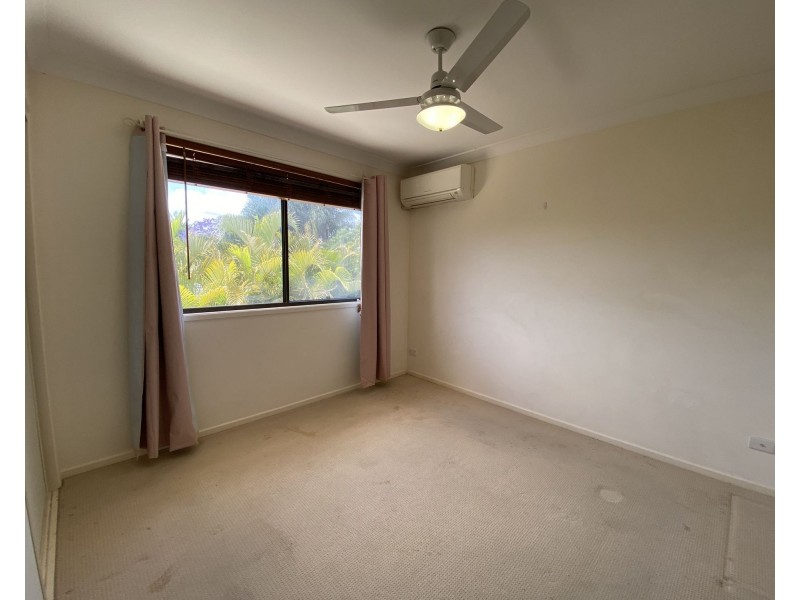 27 Springfield Crescent, Daisy Hill QLD 4127