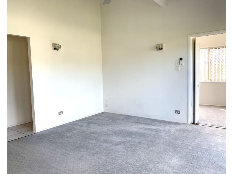 52 Springfield Crescent, Daisy Hill QLD 4127