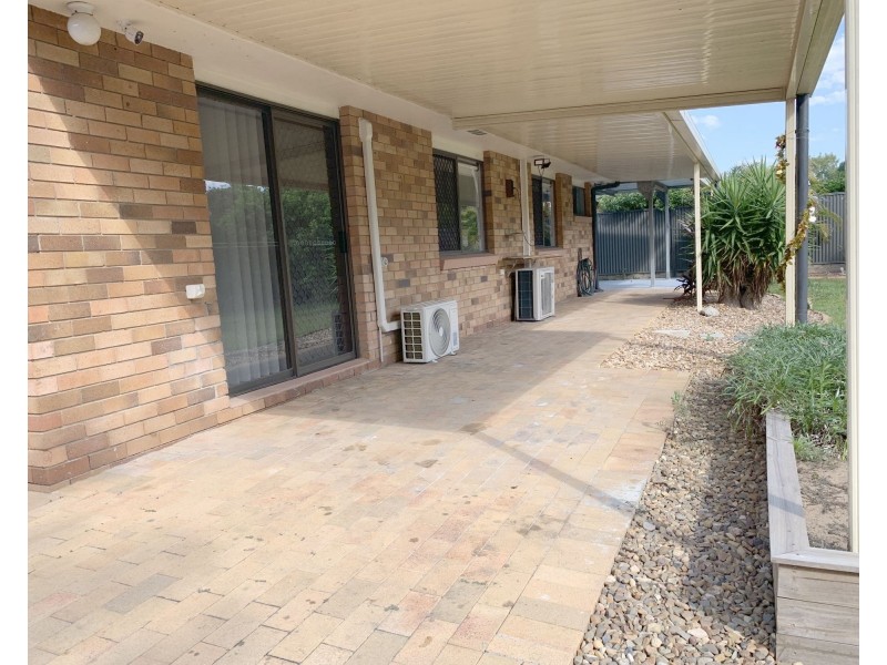 52 Springfield Crescent, Daisy Hill QLD 4127
