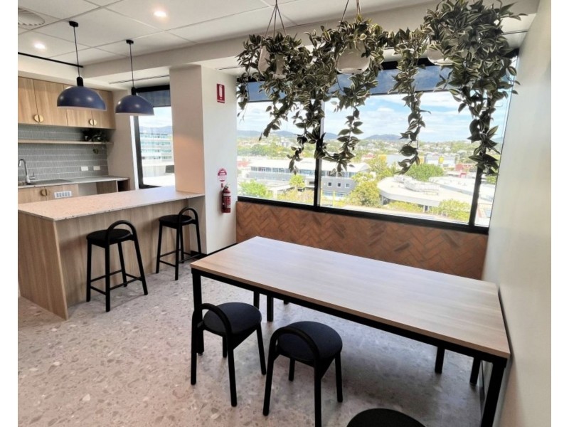 6.01/301 Coronation Drive, Milton QLD 4064