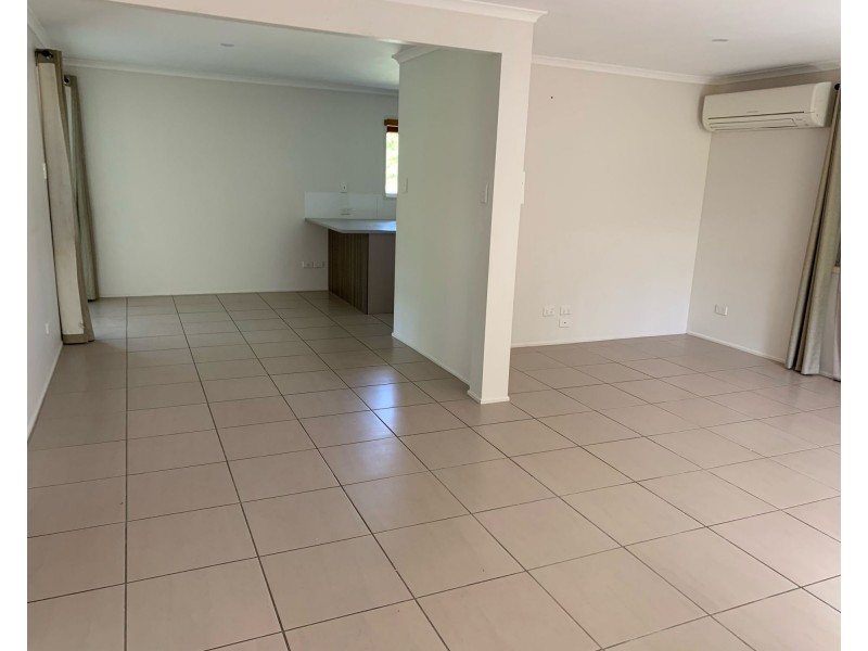 4 Ribwort Court, Shailer Park QLD 4128