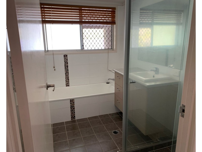 4 Ribwort Court, Shailer Park QLD 4128