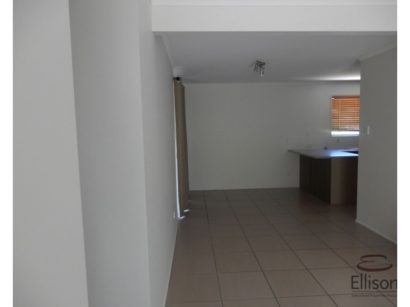 4 Ribwort Court, Shailer Park QLD 4128