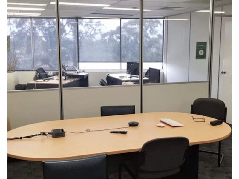 Suite 1 L4/3-15 Dennis Road, Springwood QLD 4127