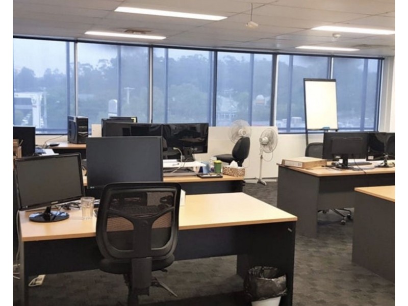 Suite 1 L4/3-15 Dennis Road, Springwood QLD 4127