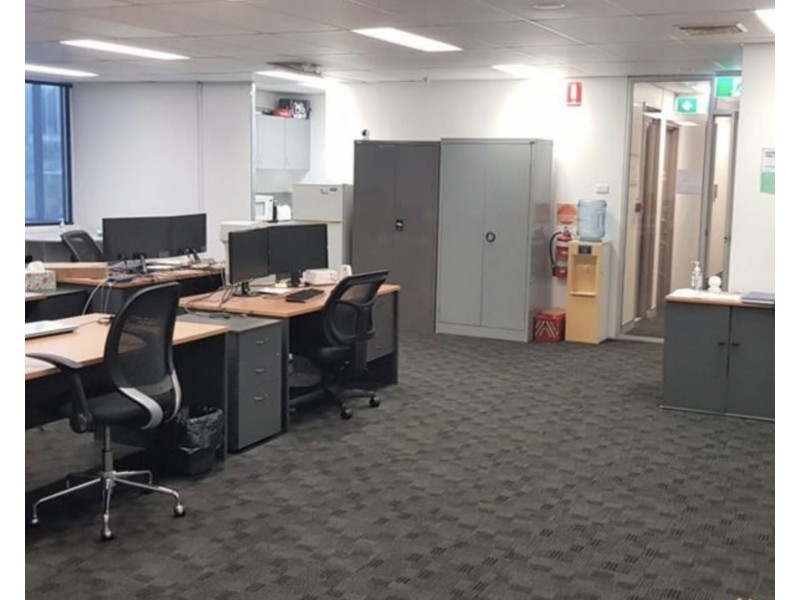 Suite 1 L4/3-15 Dennis Road, Springwood QLD 4127