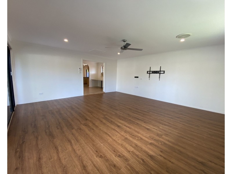 1 Stilton Court, Daisy Hill QLD 4127