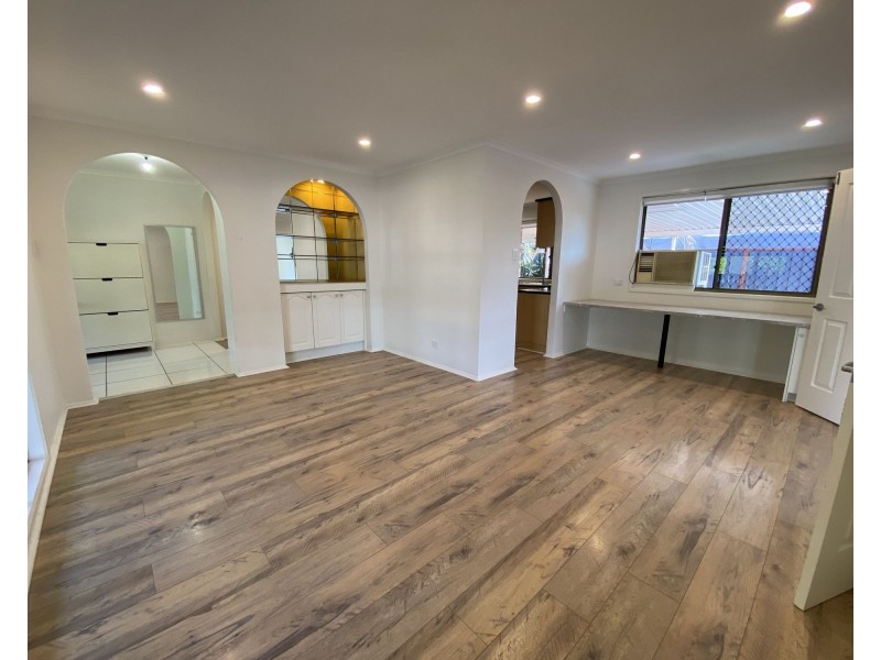 1 Stilton Court, Daisy Hill QLD 4127