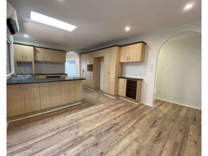 1 Stilton Court, Daisy Hill QLD 4127