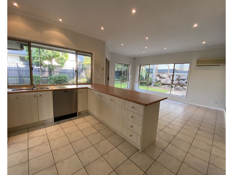 5/8 John Paul Drive, Daisy Hill QLD 4127