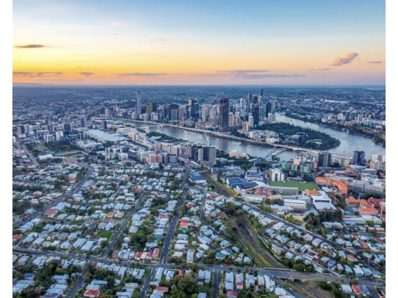 Suite 4, GROUND 1 Swann Road, Taringa QLD 4068