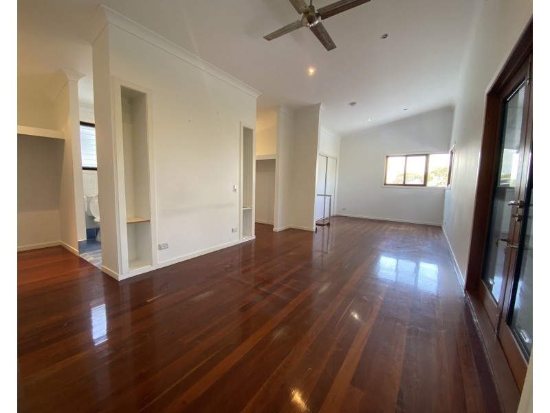 516 GOLD COAST HIGHWAY, Tugun QLD 4224