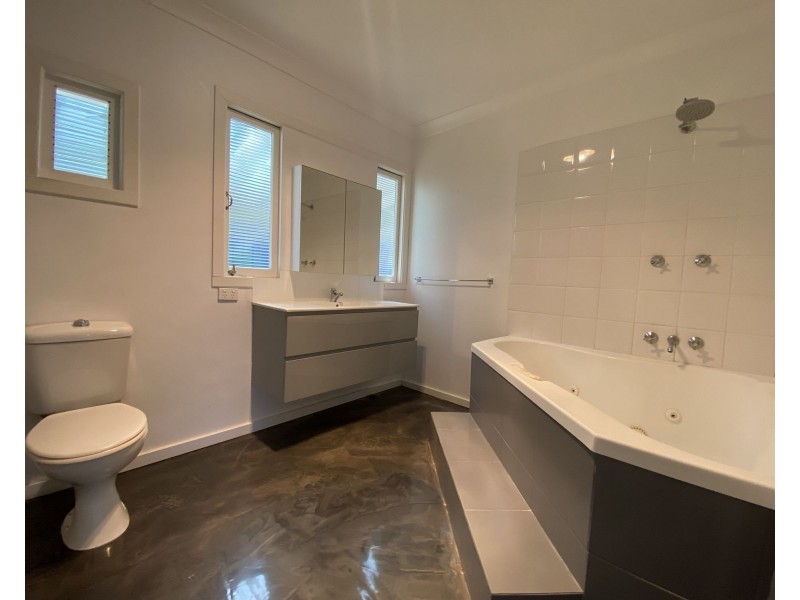 516 GOLD COAST HIGHWAY, Tugun QLD 4224