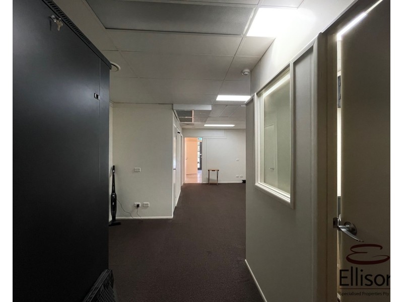 8/6 Vanessa Boulevard, Springwood QLD 4127