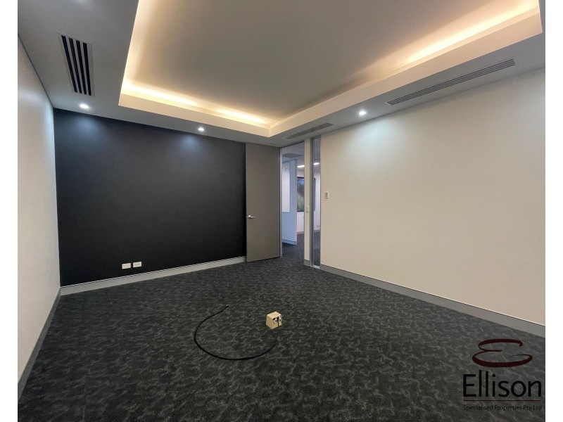 6GB/2728 Logan Road, Eight Mile Plains QLD 4113