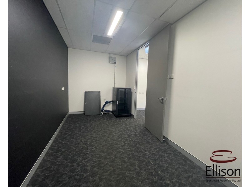 6GB/2728 Logan Road, Eight Mile Plains QLD 4113