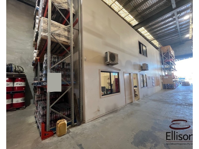 37-39 Nealdon Drive, Meadowbrook QLD 4131