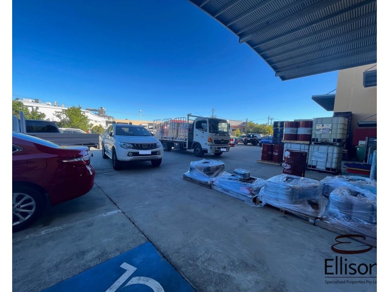 37-39 Nealdon Drive, Meadowbrook QLD 4131