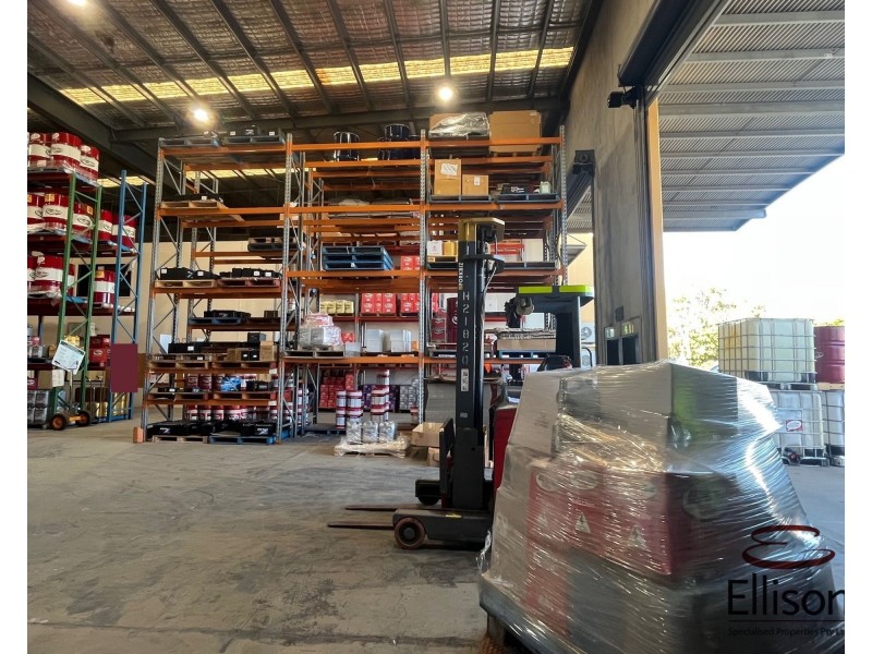 37-39 Nealdon Drive, Meadowbrook QLD 4131