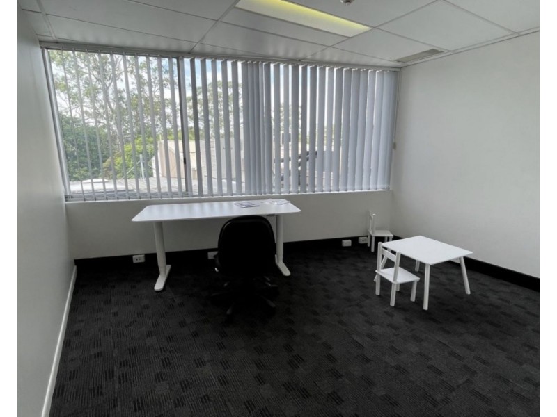 Level 2 Suite 21A/3-15 Dennis Road, Springwood QLD 4127