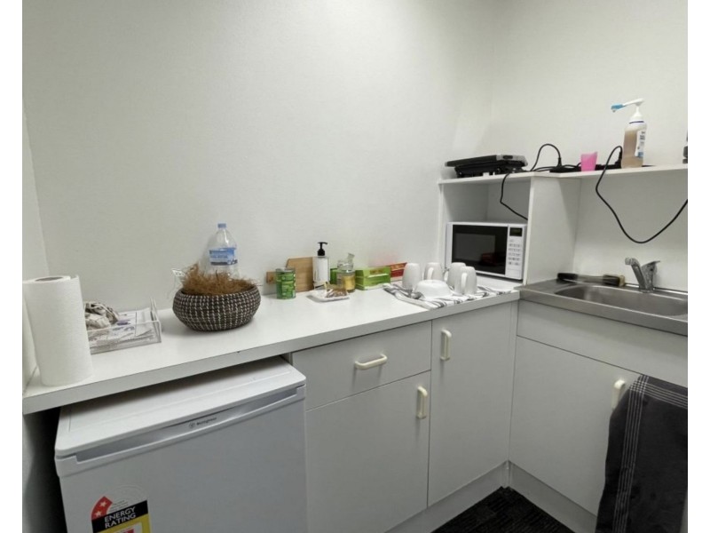 Level 2 Suite 21A/3-15 Dennis Road, Springwood QLD 4127