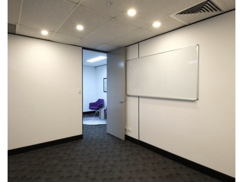 Suite 2.01, Level 2, 67 Astor Terrace, Spring Hill QLD 4000