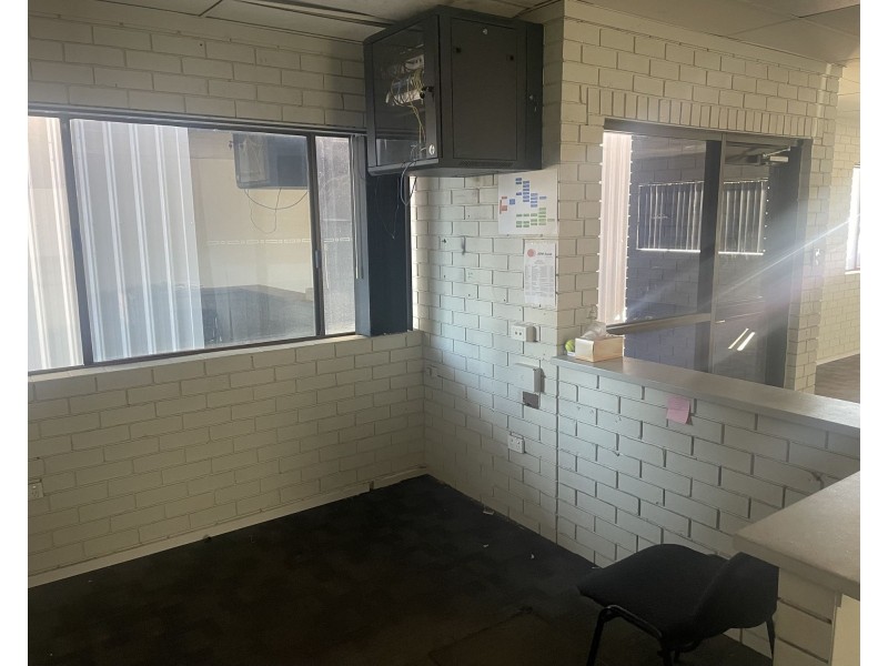 4042-4044 Pacific Highway, Loganholme QLD 4129