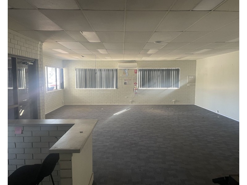 4042-4044 Pacific Highway, Loganholme QLD 4129